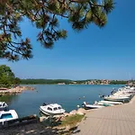 Skrabonja 3 By Interhome Apartmán Čižići
