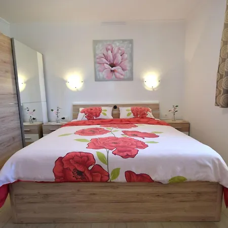 Skrabonja 3 By Interhome Apartman