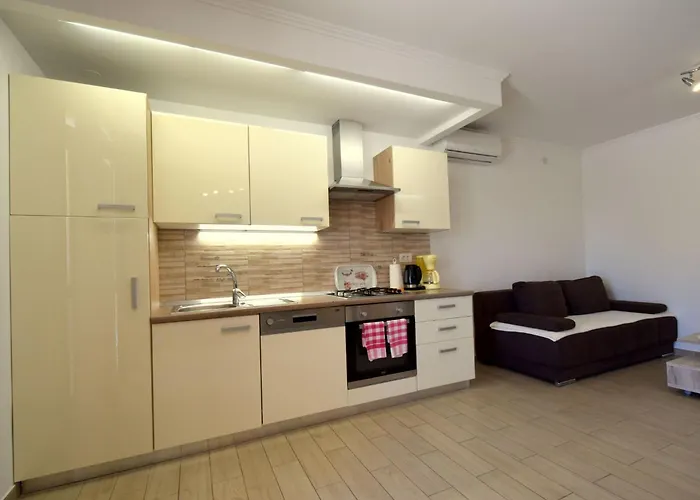 Apartman Skrabonja 3 By Interhome Cizici
