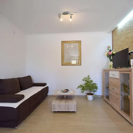 Skrabonja 3 By Interhome *