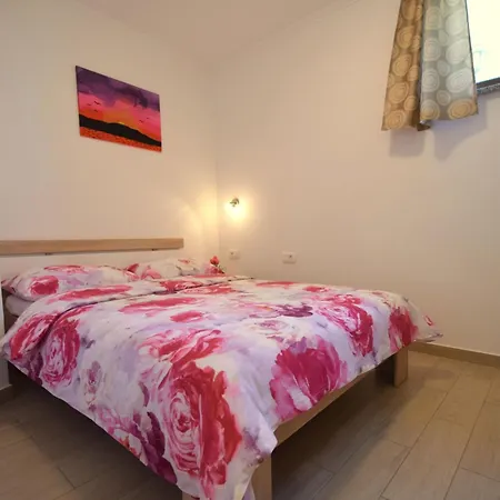 Skrabonja 3 By Interhome *